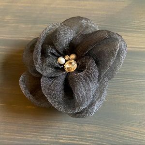 Dark gray mesh flower brooch or hair clip